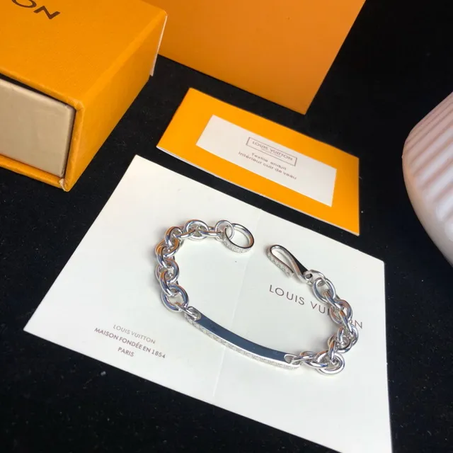 Louis Vuitton Chain Bracelet Silver Polished Metal Bracelet 3