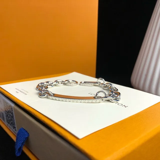 Louis Vuitton Chain Bracelet Silver Polished Metal Bracelet 4