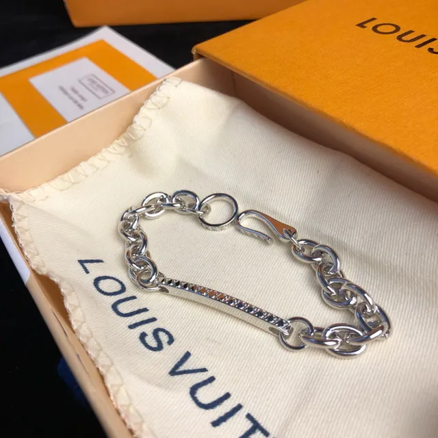 Louis Vuitton Chain Bracelet Silver Polished Metal Bracelet 6