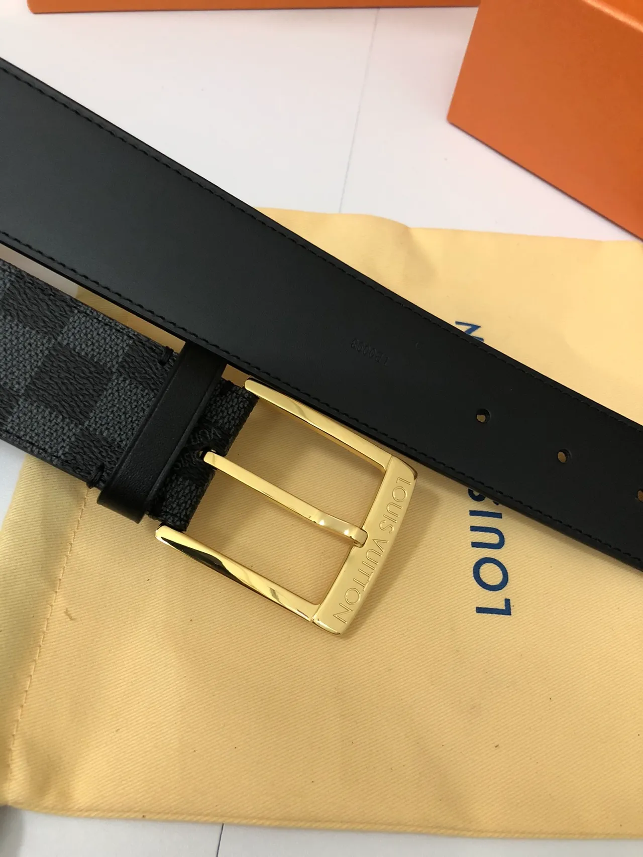 Louis Vuitton Damier Graphite Leather Belt 4