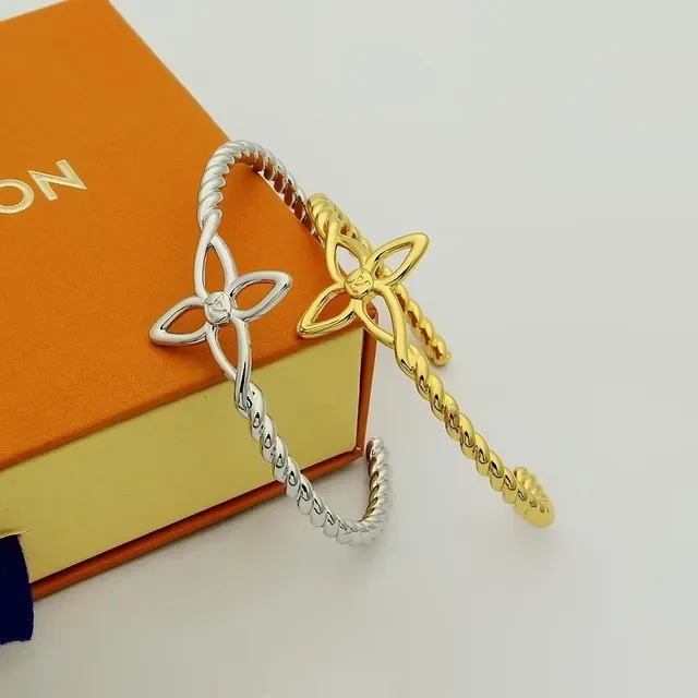 Louis Vuitton Flower Cuff Gold Silver Twisted Rope Band Open Four-Petal Motif Bracelet 5