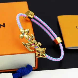 سوار Louis Vuitton زهرة ومونوغرام حبل مضفر وردي وأزرق