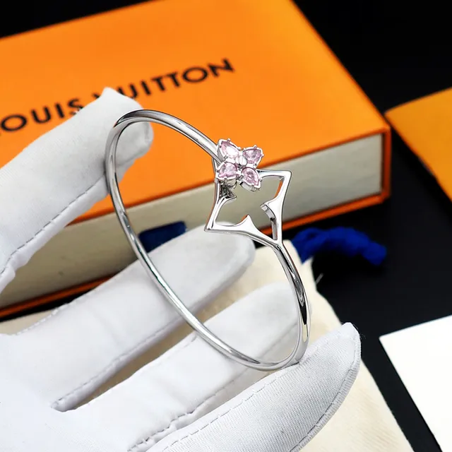 Louis Vuitton Flowergram Strass dorado rosa cuatrohojas cortado motivo de flor pulsera 6