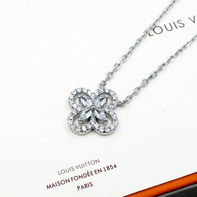 Louis Vuitton Four-Petal Floral Crystal Pendant Necklace 8