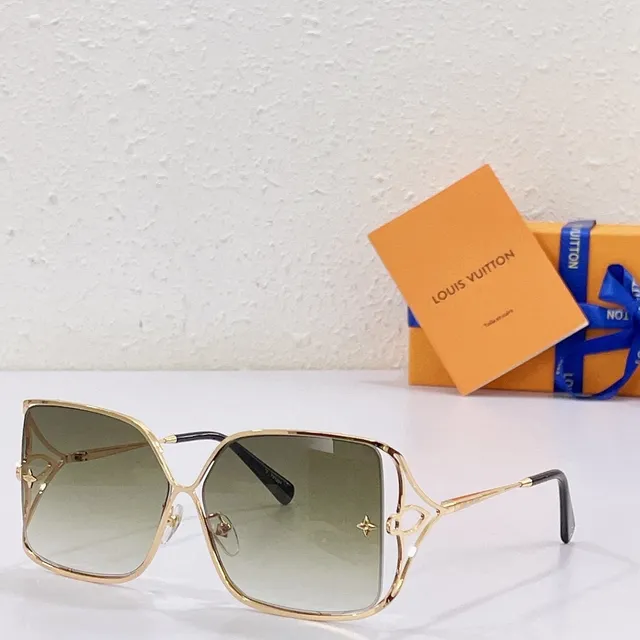Louis Vuitton Geometric Gold Frame Gradient Green Sunglasses 8