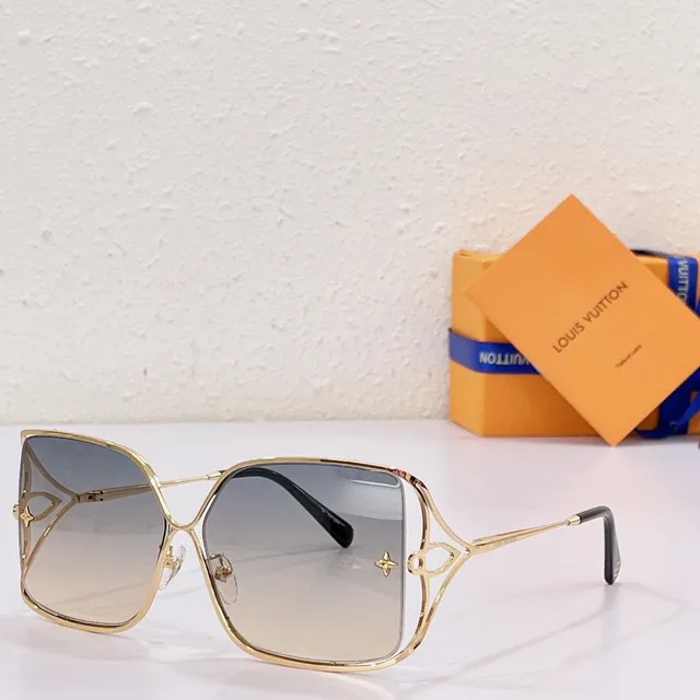 Louis Vuitton Geometric Gold Frame Gradient Green Sunglasses 9