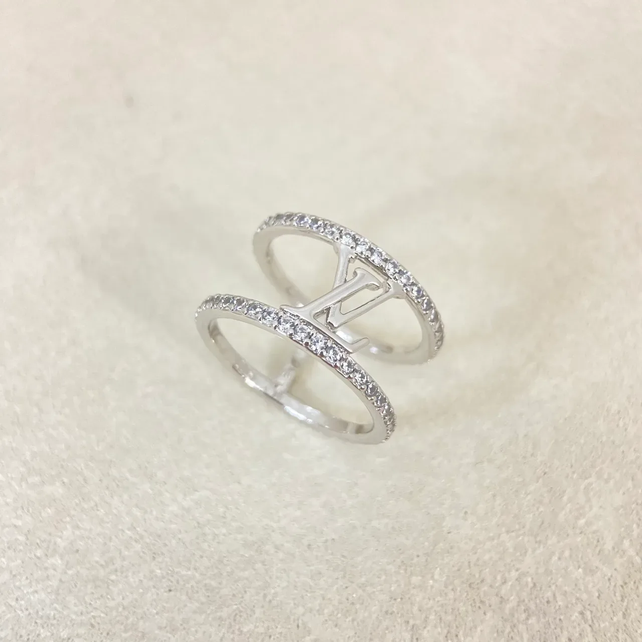 Louis Vuitton Gold Silver Double-Band Pavé Crystal Ring 5