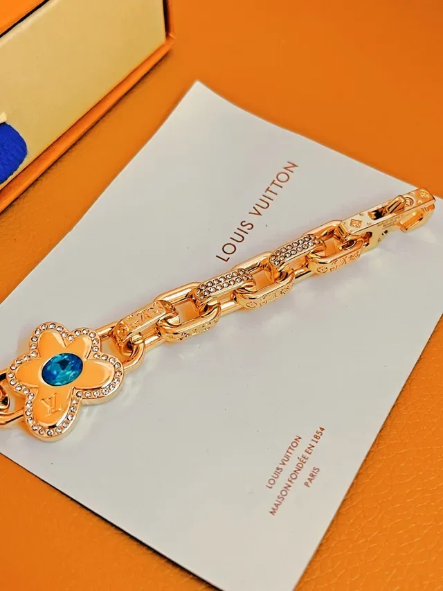 Louis Vuitton Bracelet chaîne maillons dorés pavé de cristaux multiples 2