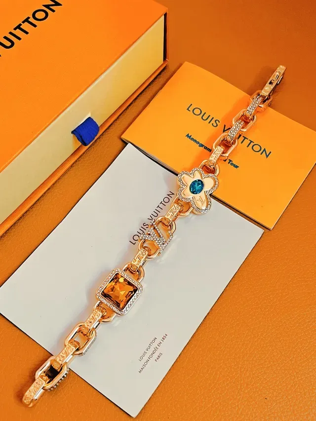 Louis Vuitton Bracelet chaîne maillons dorés pavé de cristaux multiples 6
