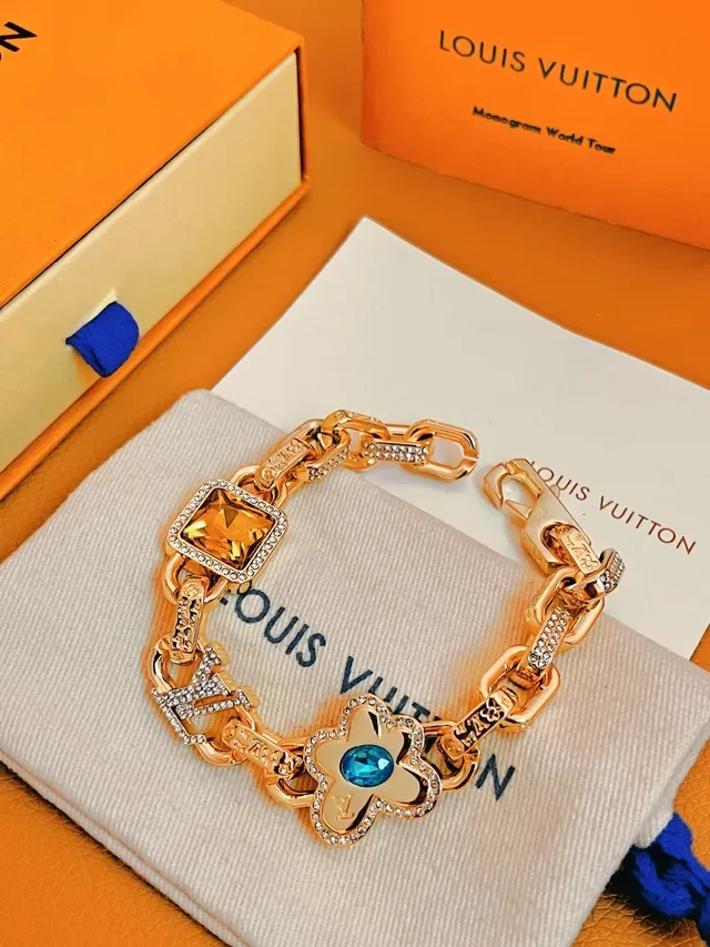Louis Vuitton Bracelet chaîne maillons dorés pavé de cristaux multiples 7