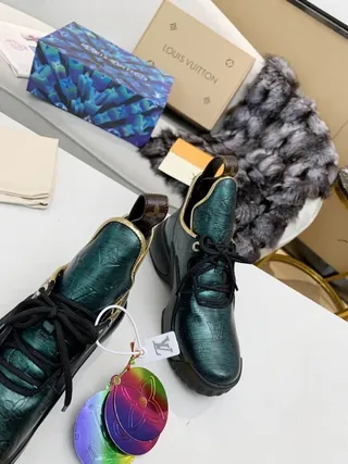 Louis Vuitton Green Black Metallic Monogram Leather Gold-Trimmed Collar Chunky Sneakers 7