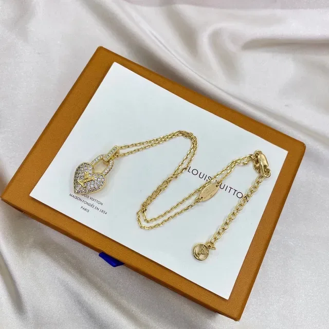 Louis Vuitton Heart Padlock Pavé Crystal Gold-Tone Necklace 4