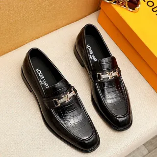 Louis Vuitton 黑金鳄鱼纹皮革 LV 扣乐福鞋