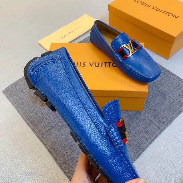 Louis Vuitton Mocassim Azul Dourado Couro Superior LV Monograma Fivela Mocassim 3