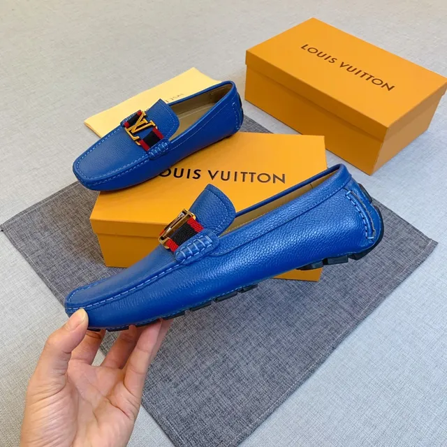 Louis Vuitton Mocassim Azul Dourado Couro Superior LV Monograma Fivela Mocassim 5