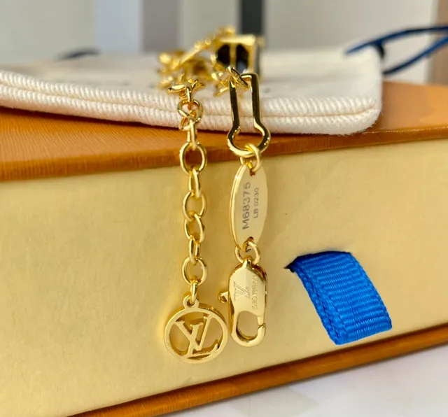 Louis Vuitton Lock Me Gold Black Link Chain LV Monogrammed Oval Charm Bracelet 5