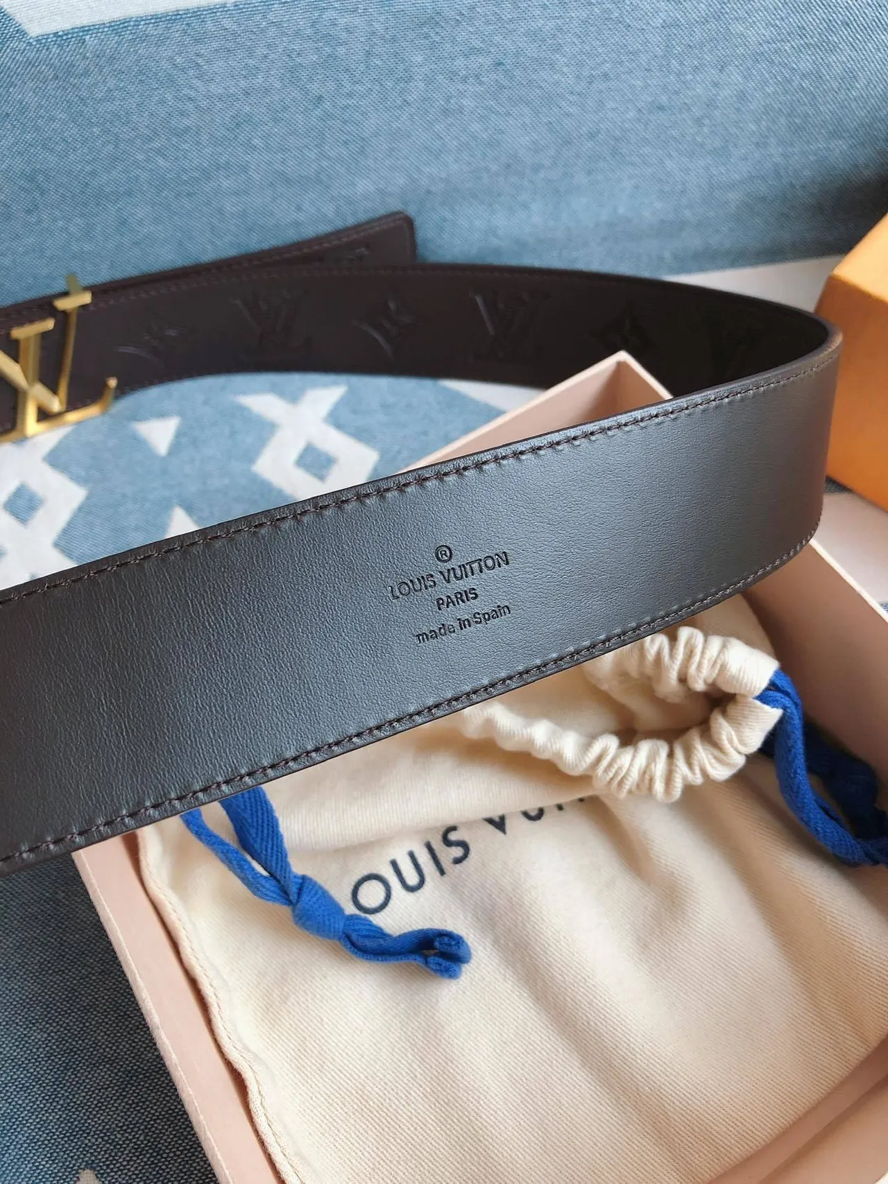Louis Vuitton LV Belt Brown Gold Monogram-Embossed Buckle Leather Belt 6