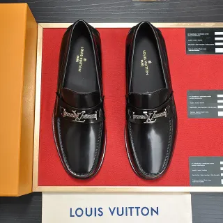 Louis Vuitton LV Buckle Loafer 黑色皮革乐福鞋