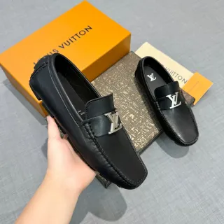 लुई विटन LV Buckle Loafer काला चमड़े के लोअफर्स