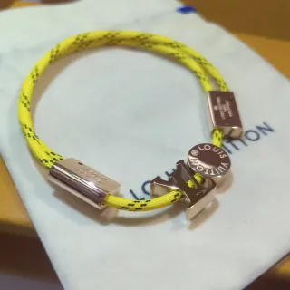 سوار لويس فيتون LV دائري أصفر حبل مضفور