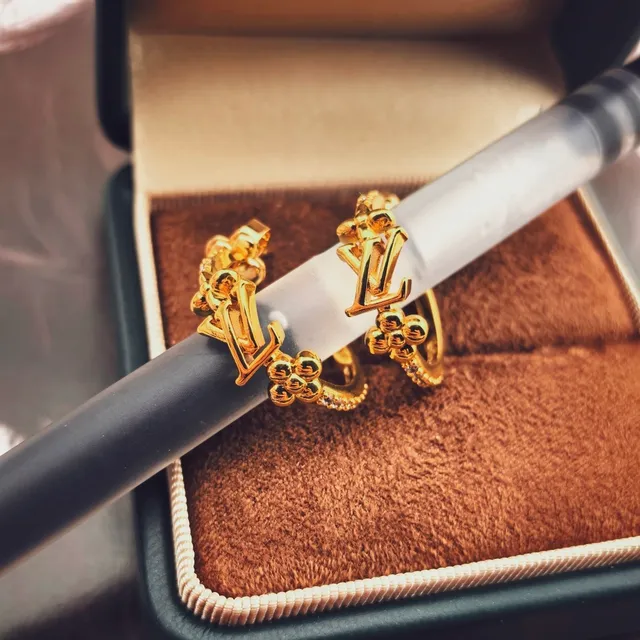 Louis Vuitton LV Flower Gold Hoop Earrings 5