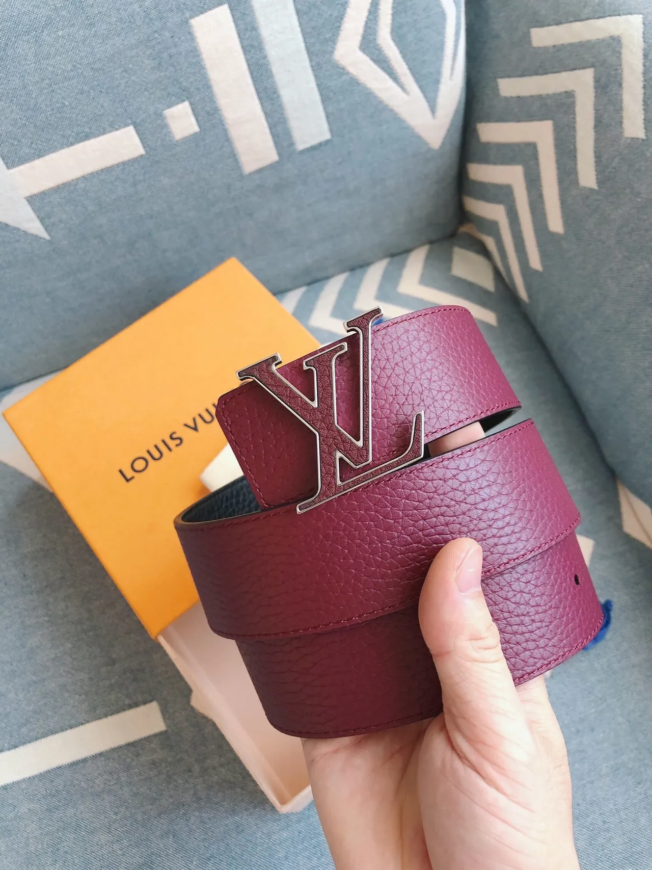 Louis Vuitton LV Initiales Belt Burgundy Pebbled Leather Belt 9