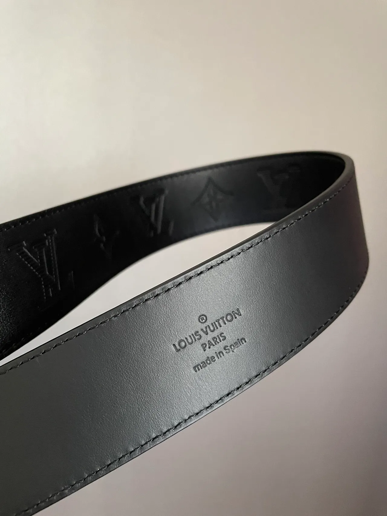 Louis Vuitton LV Initiales Black Gold Embossed Monogram Hardware Leather Belt 3
