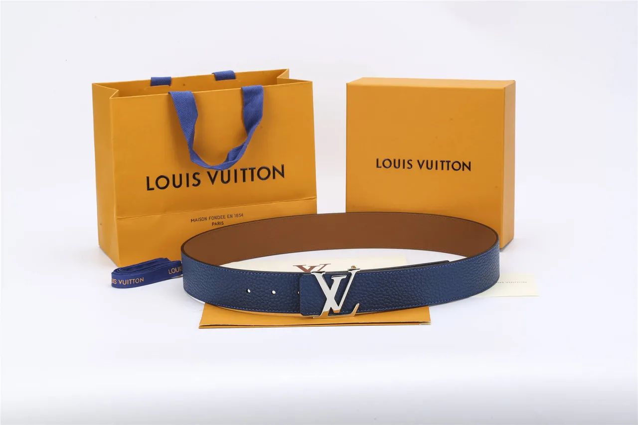 Louis Vuitton LV Initiales Blue Pebbled Leather Belt 2