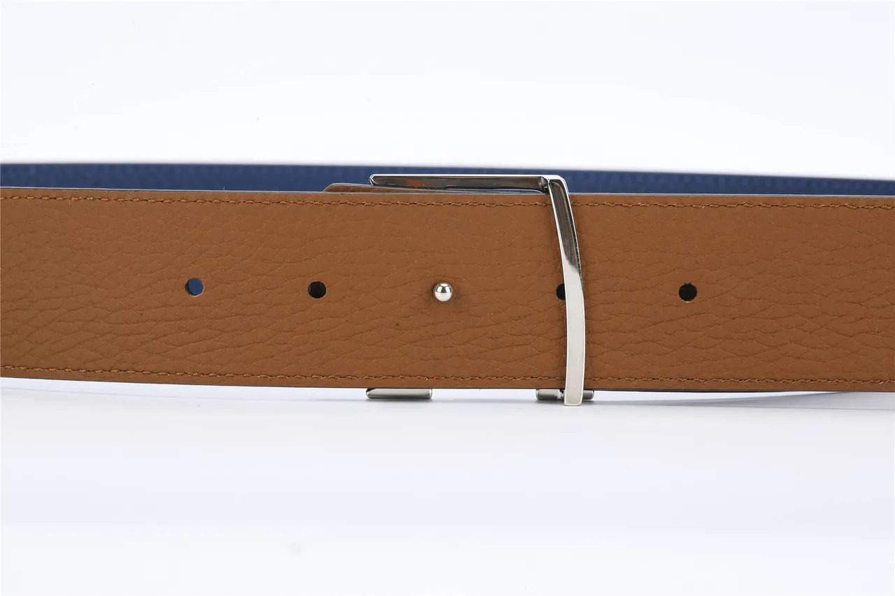 Louis Vuitton LV Initiales Blue Pebbled Leather Belt 5