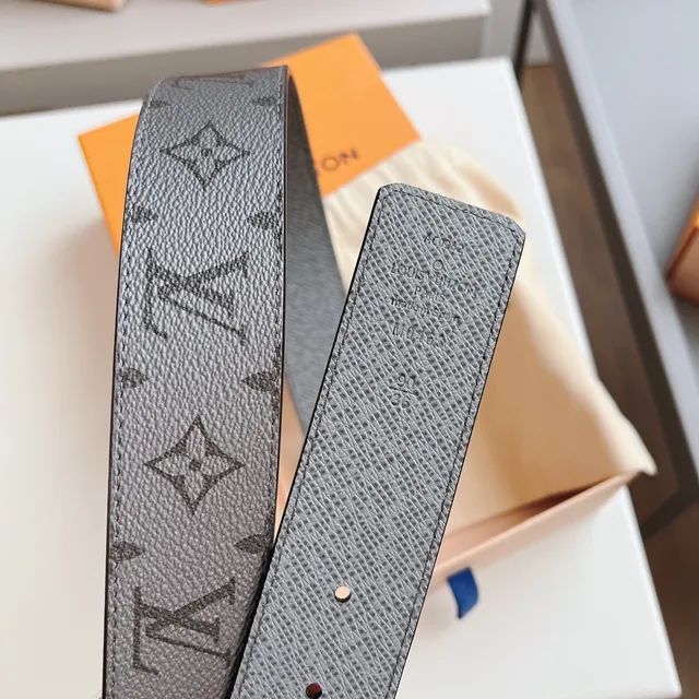Louis Vuitton LV Initiales Gray Monogram Leather Belt 3