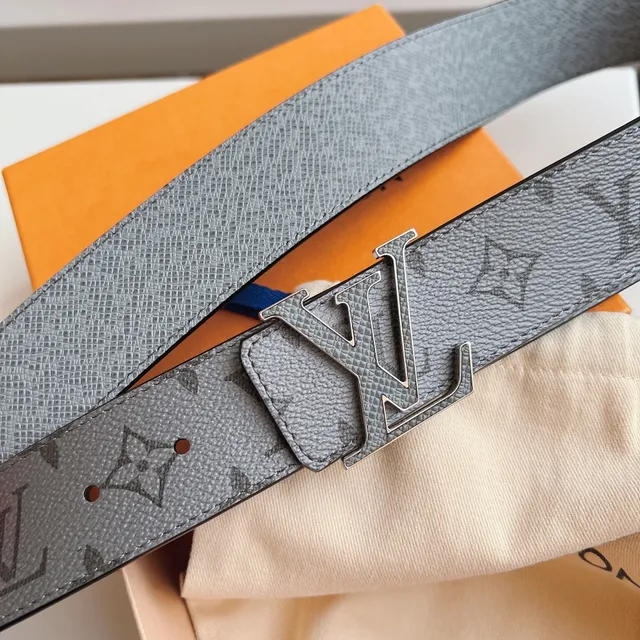 Louis Vuitton LV Initiales Gray Monogram Leather Belt 7