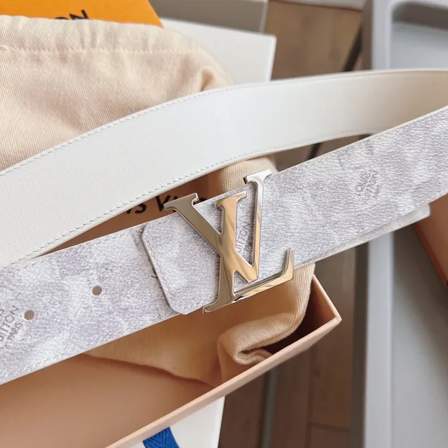 Louis Vuitton LV Initiales White and Monogram Leather Belt 6
