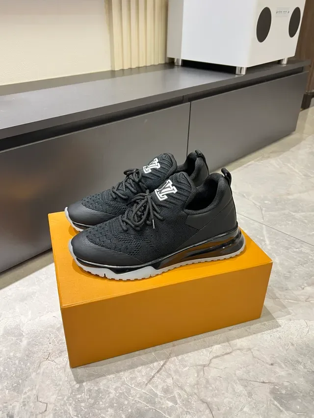 Louis Vuitton LV Trainer Noir Blanc Upper Knit Unité Aire Translucide Sneakers Lifestyle 5