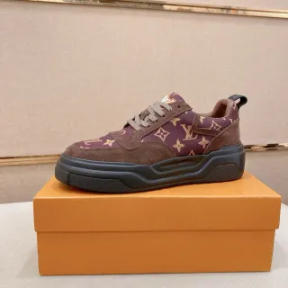 Louis Vuitton LV Trainer Borgonha marrom Monogram Canvas Suede Overlays Lifestyle Sneakers