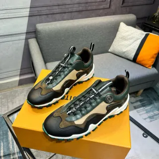 Louis Vuitton LV Trainer كعب أخضر بيج بناء جلد سويدي طبقات حذاء رياضي كثيف
