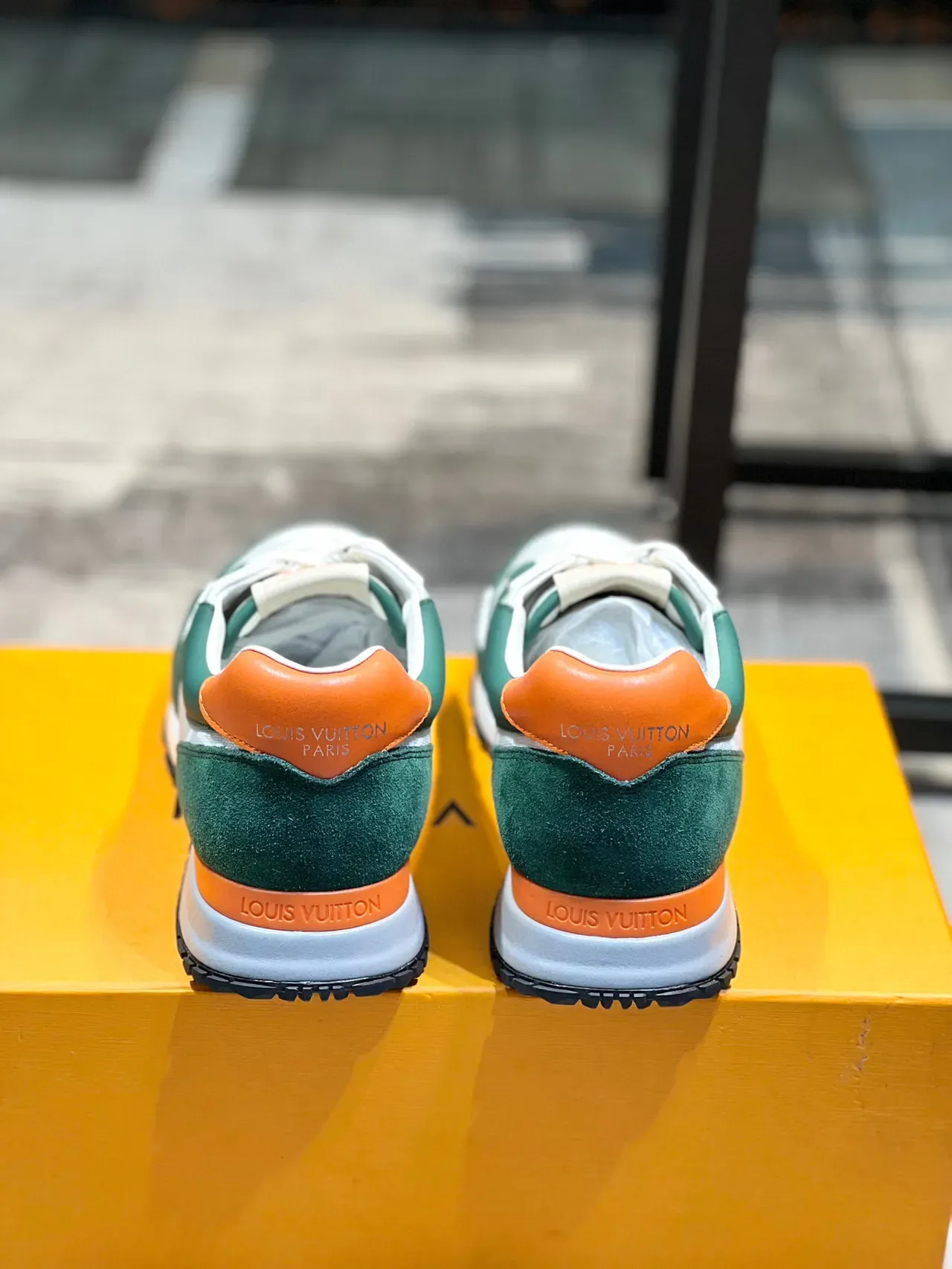 Louis Vuitton LV Trainer Vert Orange Monogram Maille Daim Superpositions Sneakers Lifestyle 3