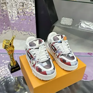 Louis Vuitton LV Trainer Multicolor Blanco Patchwork Suela Gruesa Sneakers de Estilo de Vida