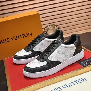 লুইস ভিটন LV Trainer সাদা কালো মনোগ্রাম ক্যানভাস লেদার অ্যাকসেন্ট লাইফস্টাইল স্নিকার্স