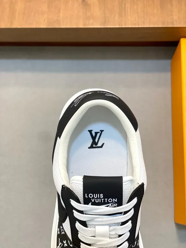 Louis Vuitton LV Trainer White Black Monogrammed Side Panel Mesh Upper Lifestyle Sneakers 2