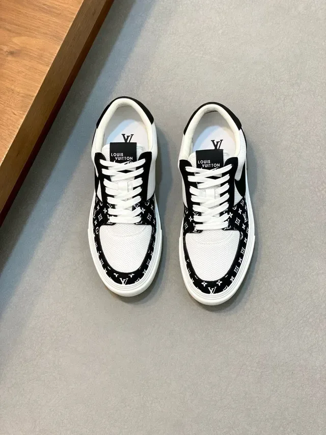 Louis Vuitton LV Trainer White Black Monogrammed Side Panel Mesh Upper Lifestyle Sneakers 9