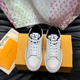 Louis Vuitton LV Trainer Branco Preto Couro Perfurado Low-Top Lifestyle Sneakers