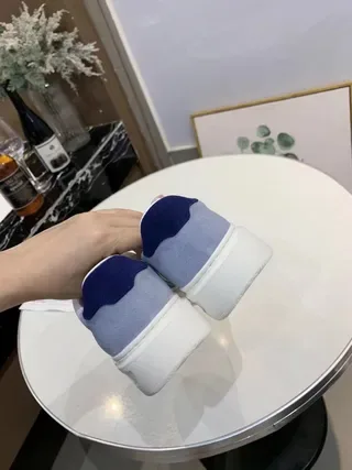 Louis Vuitton LV Trainer White Blue Color-Blocked Monogram-Embossed Leather Lifestyle Sneakers 4