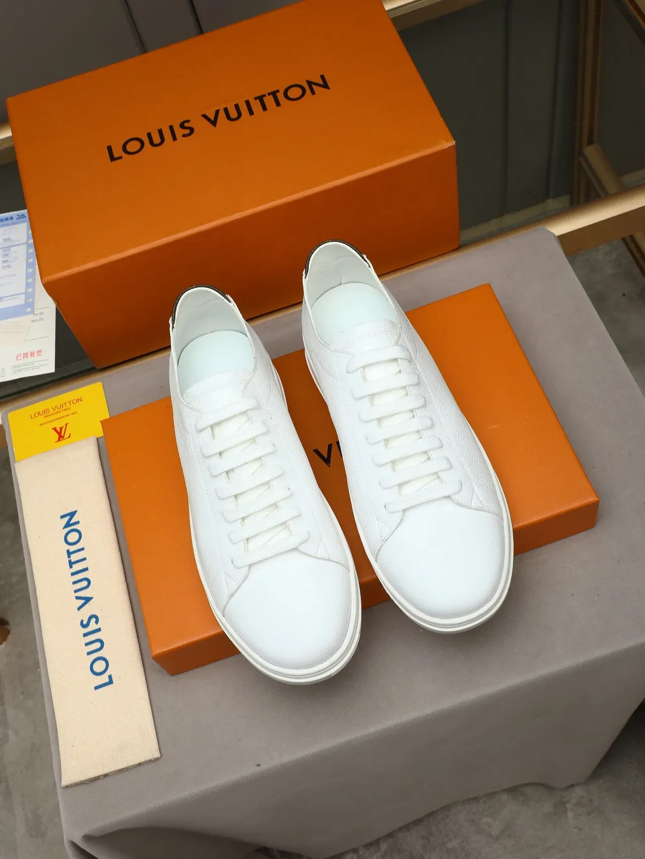 Louis Vuitton LV Trainer White Brown Pebbled Leather Embossed Monogram Sole Lifestyle Sneakers 3