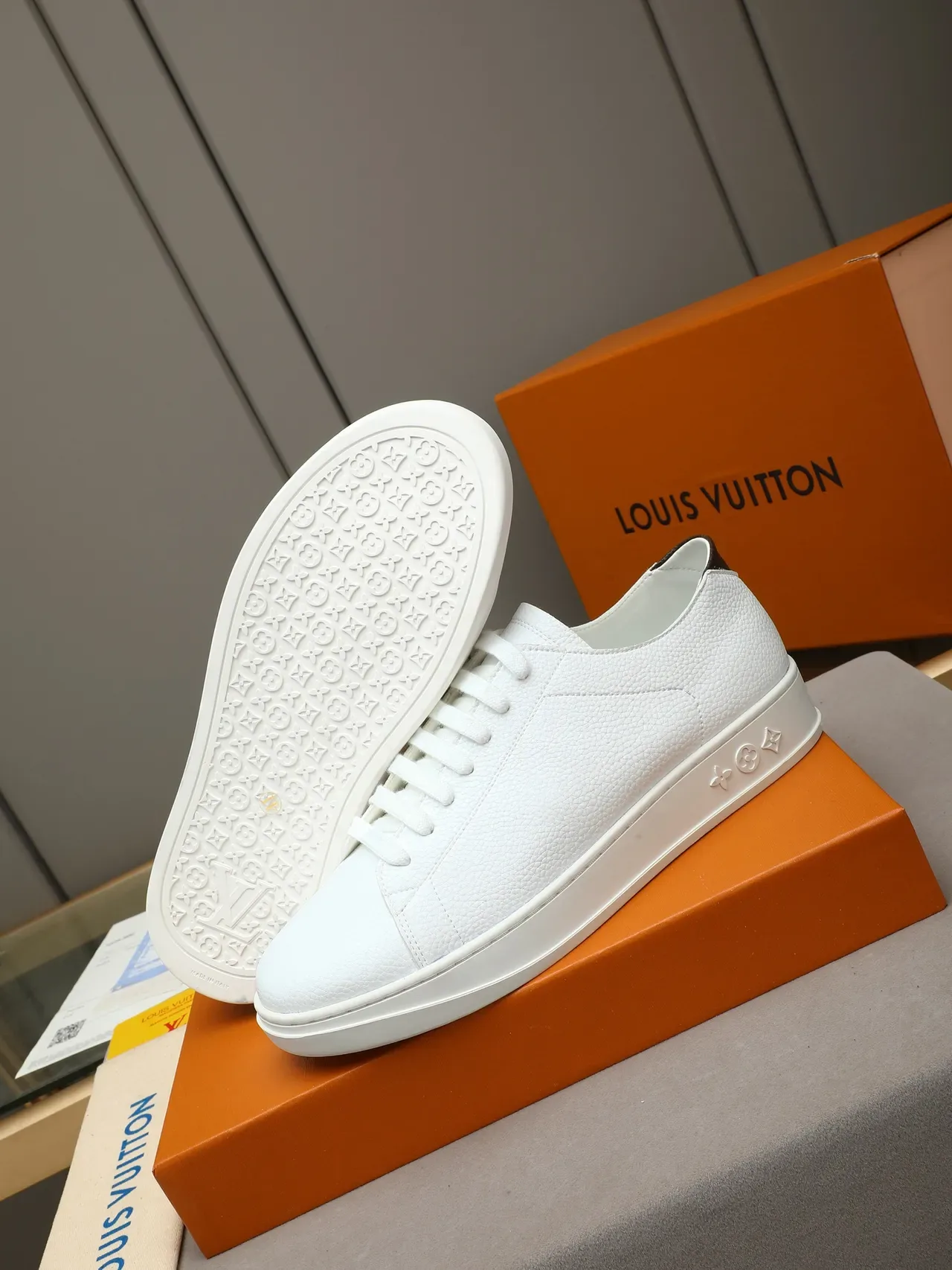 Louis Vuitton LV Trainer White Brown Pebbled Leather Embossed Monogram Sole Lifestyle Sneakers 5