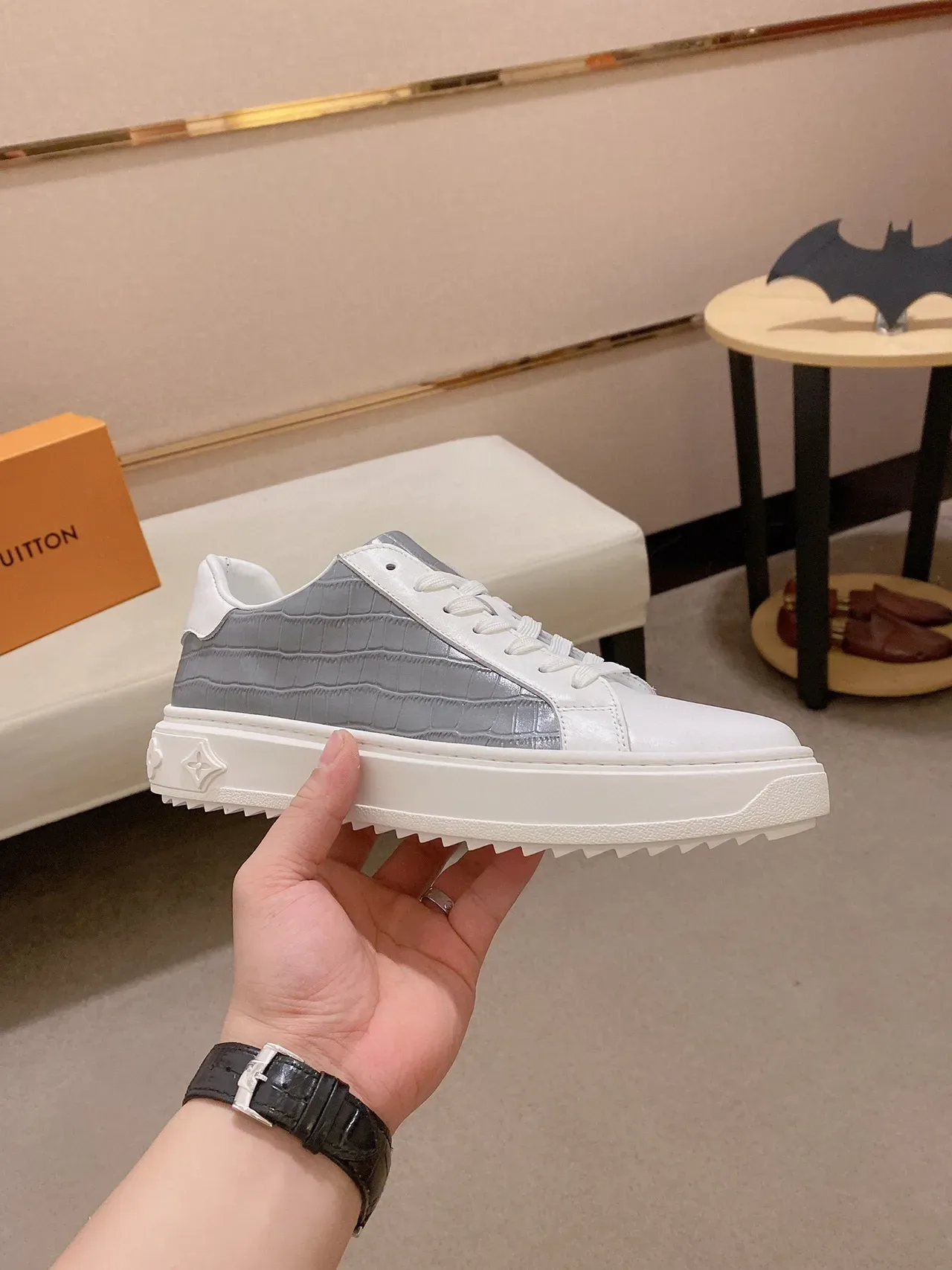 Louis Vuitton LV Trainer White Gray Leather Toe Cap Croc-Embossed Side Panel Lifestyle Sneakers 7