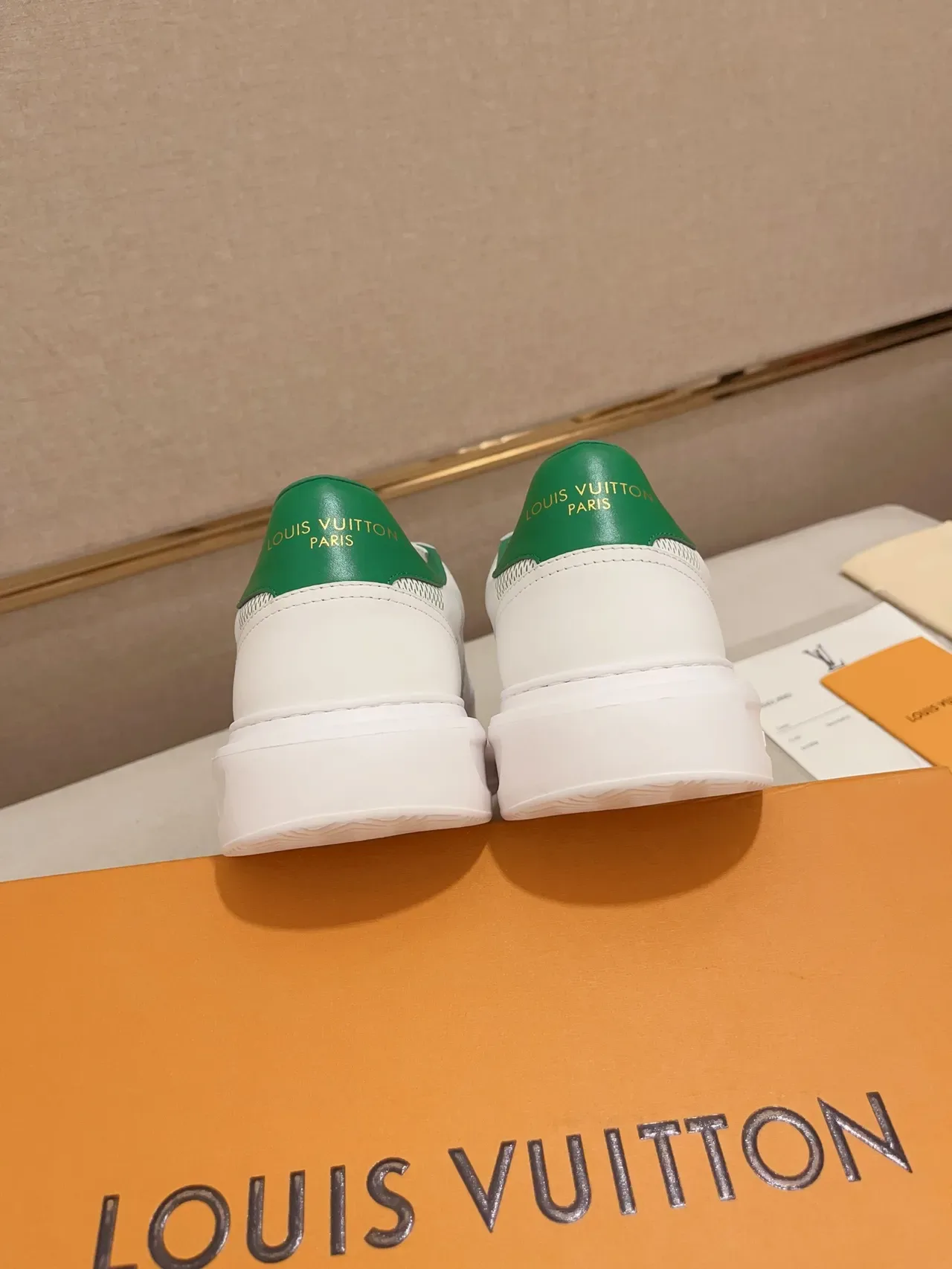 Louis Vuitton LV Trainer সাদা সবুজ লো-টপ লেদার আপার লाइফস্টাইল স্নিকার 3