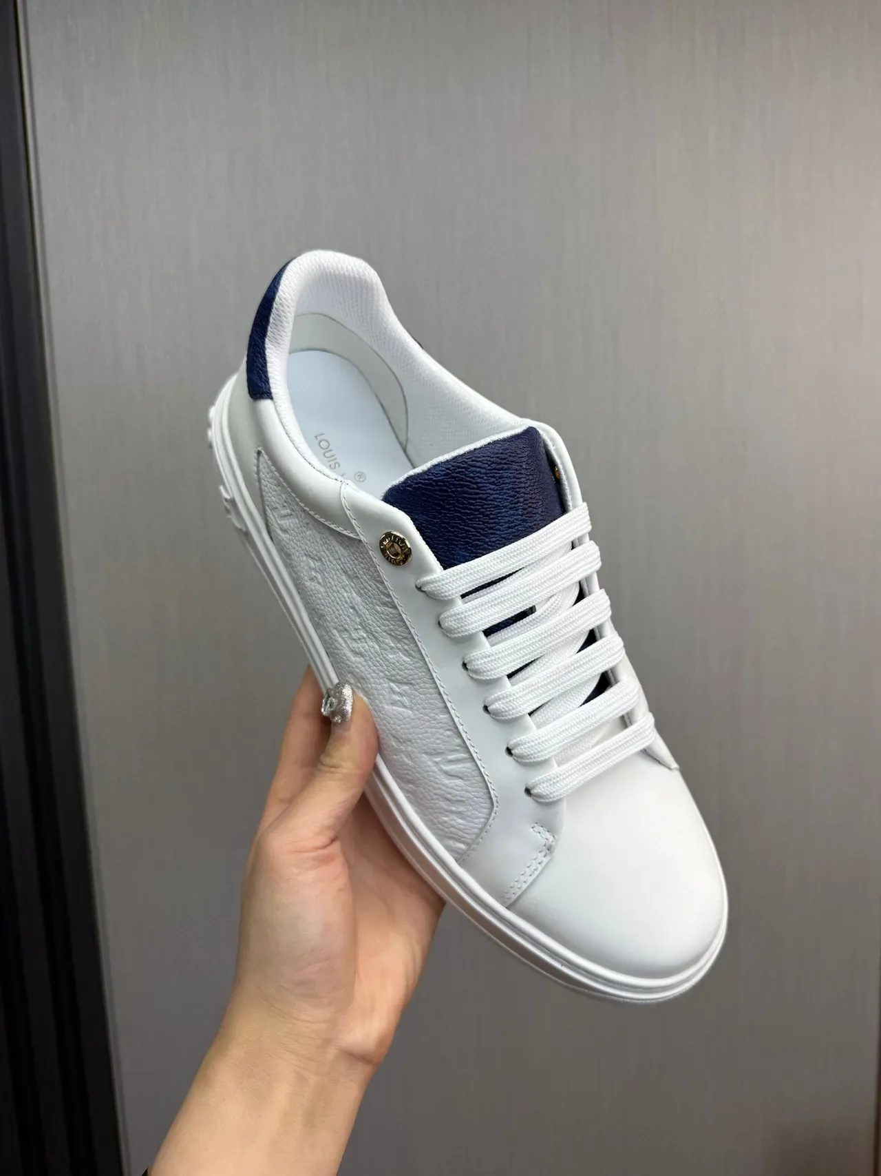 Louis Vuitton LV Trainer White Navy Low-Top Leather Upper Lifestyle Sneakers 7
