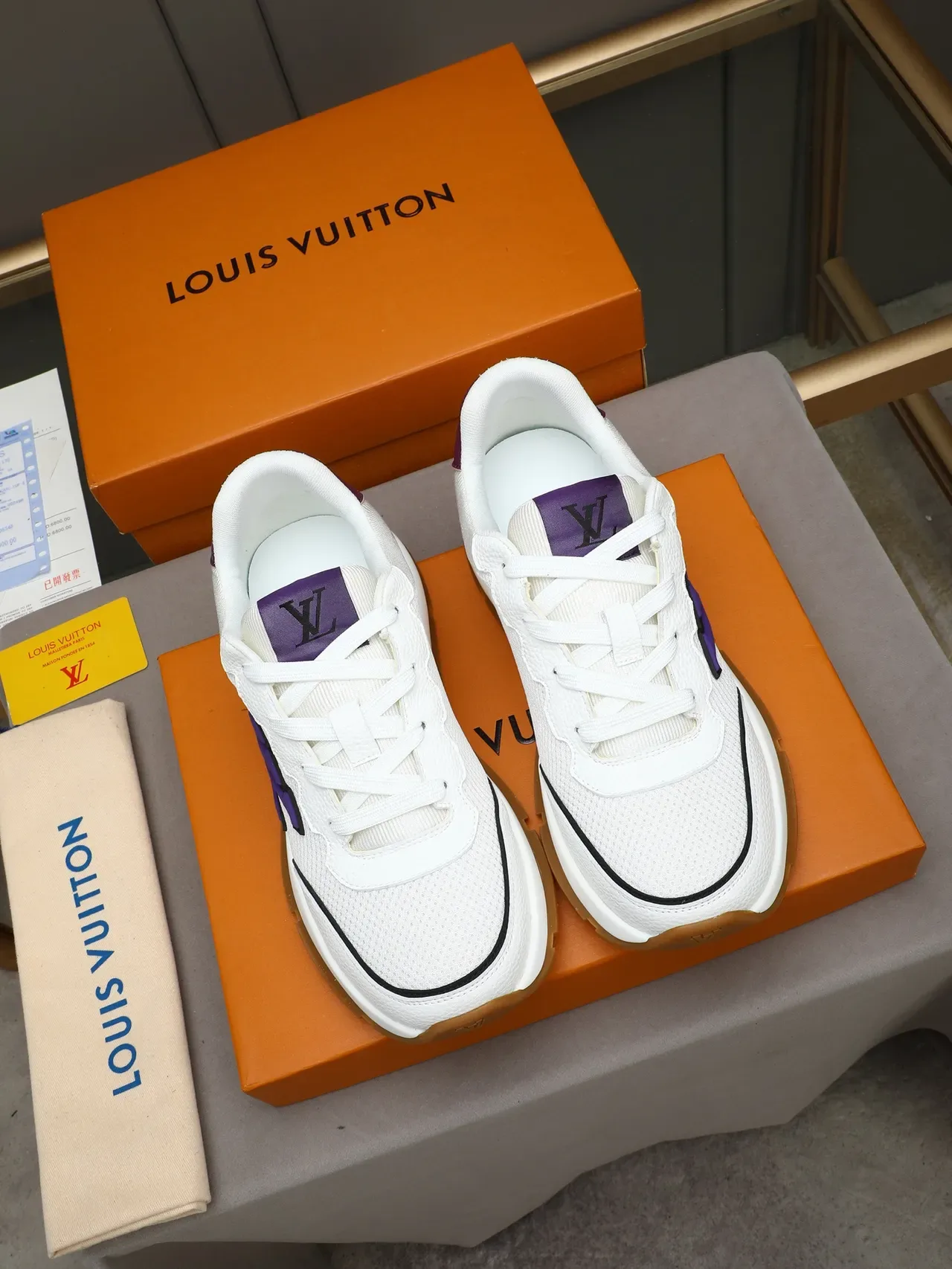 Louis Vuitton LV Trainer Branco Roxo Mesh Upper Oversized Monograma Lifestyle Sneakers 2