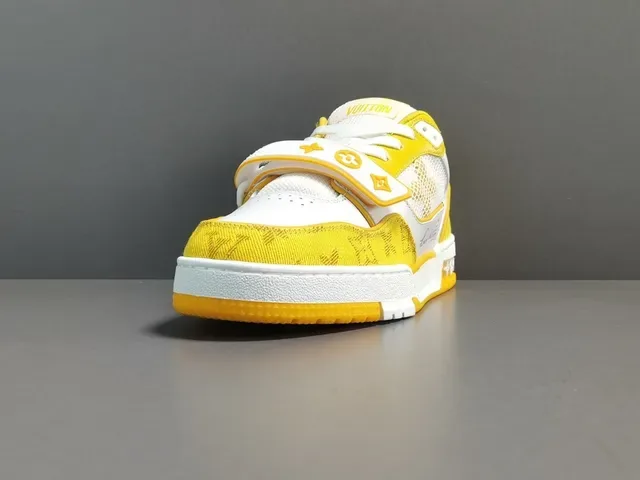 Louis Vuitton LV Trainer Sneakers Lifestyle Jaune Blanc Low-Top Monogram Textile 16