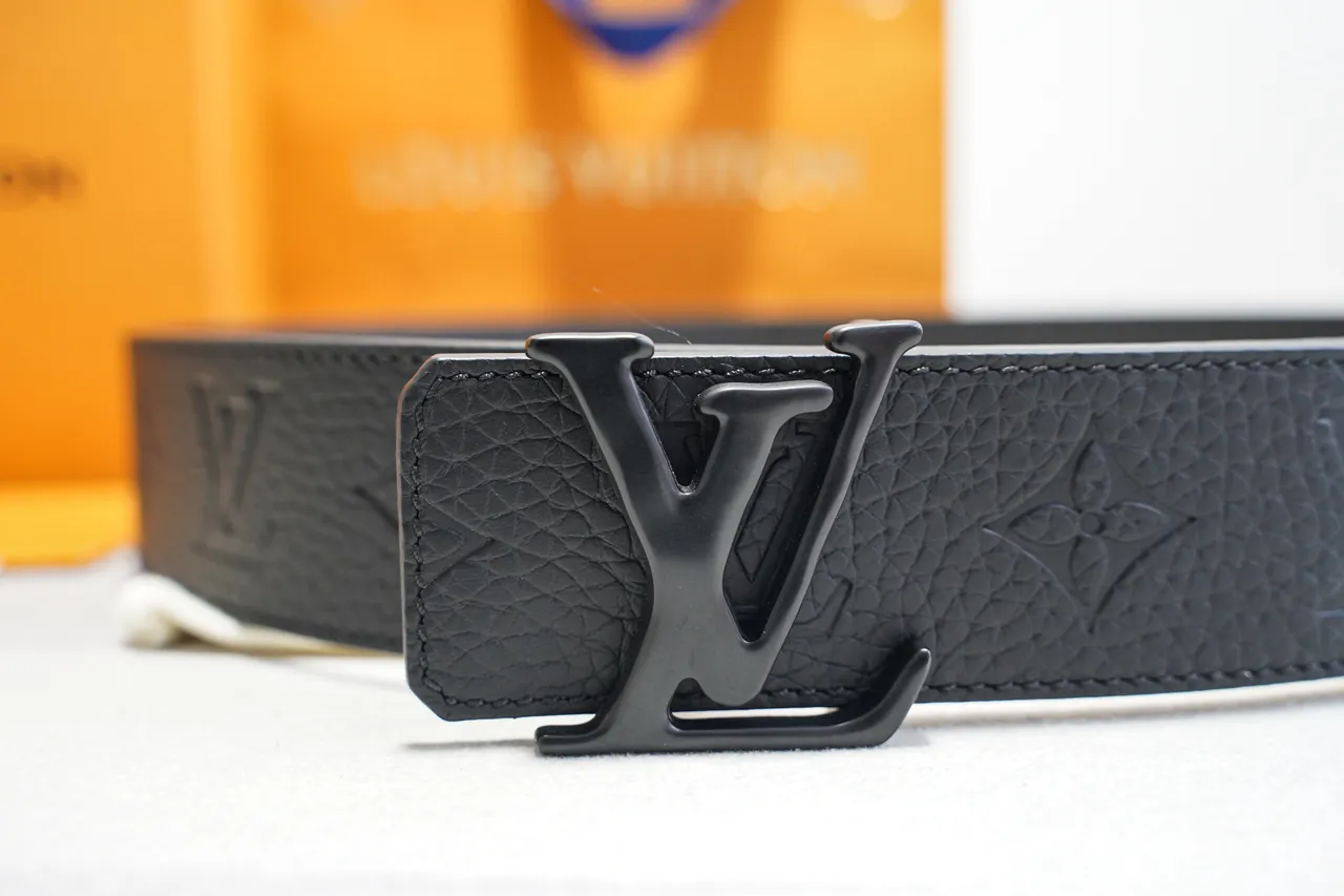 Louis Vuitton LV Turn Lock Black Grained Leather Belt 5